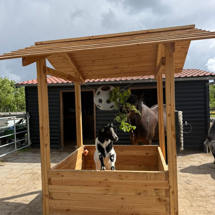 Slowfeeder hooihuisje voor paarden. Compleet geleverd