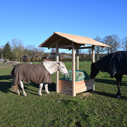 Slowfeeder hooihuisje voor paarden. Compleet geleverd